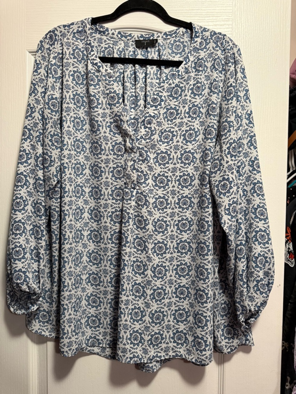 Tahiti Women’s Plus Size Blue Floral Blouse